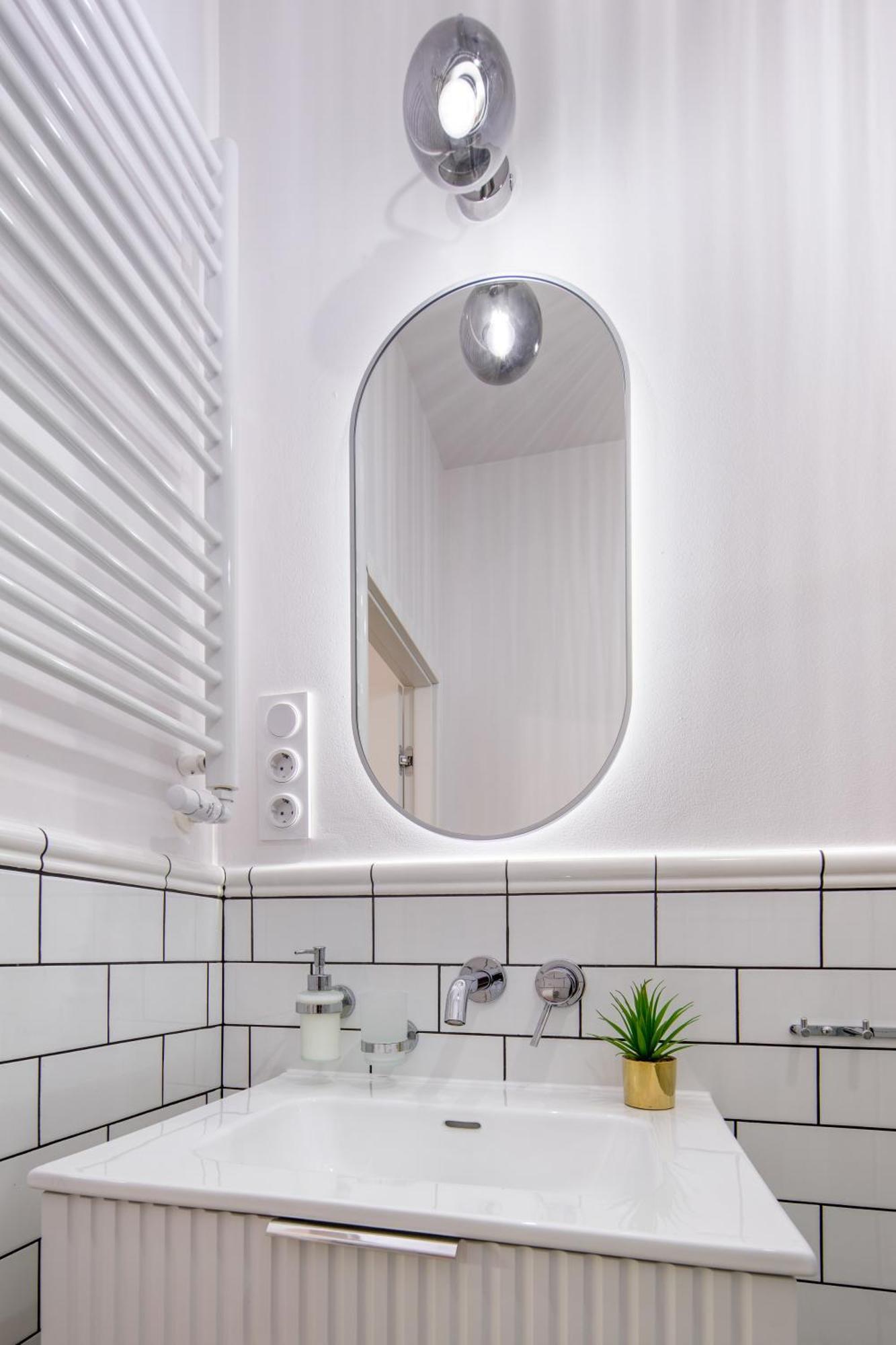 Discover Krakow Apartments - Lubomirskiego St - Classic & Modern - Near Main Station, Netflix And Ac Exterior photo